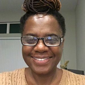 Meet your Posher, Carol